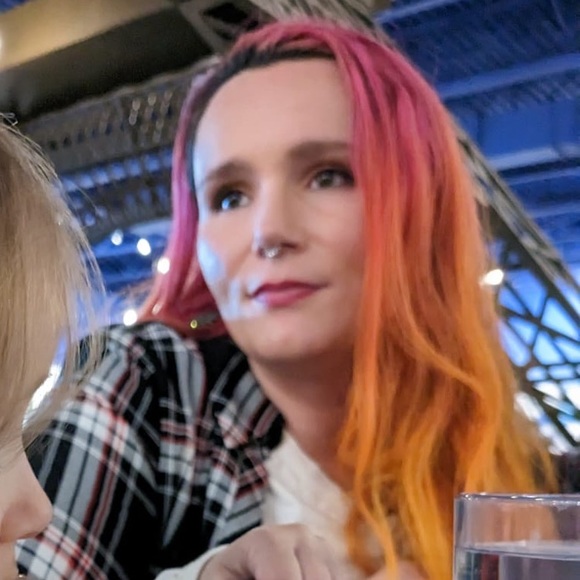 Welcome to my shop! I specialize in Torrid - Plus Size - Skincare - - Picture 3 of 10